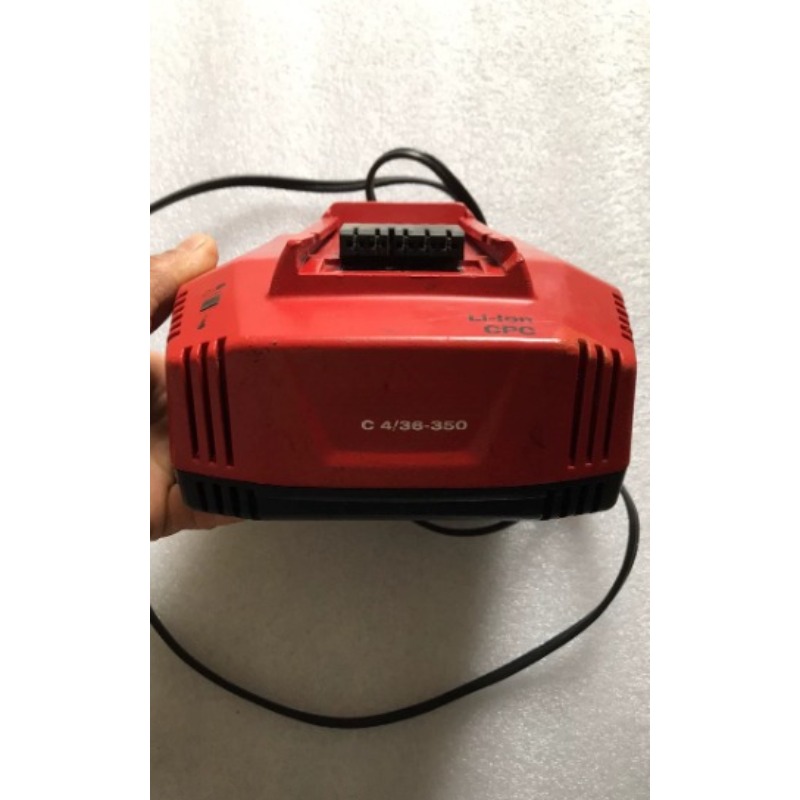 Carregador Rápido Multi-Voltag - Power Tools Station avaliação e preço